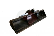 ŁYŻKA CAT (370) 150 CM SKARPOWA